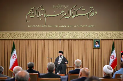 دیدار رئیس‌جمهور و اعضای هیئت دولت با مقام معظم رهبری