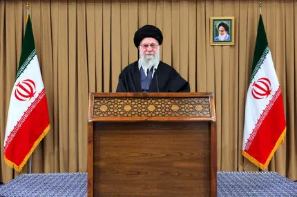 در برابر دشمن همه با هم باشید، همانند جنگ 12روزه