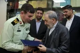 گزارش تصویری-دیدار دکتر ولایتی با فرمانده حفاظت از شخصیت‌ها و دژبان فراجا 