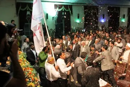 دیدار و گفتگو با مردم کرمان