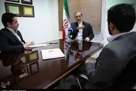 گفت و گوی دکتر ولایتی با خبرگزاری تسنیم/ عکس