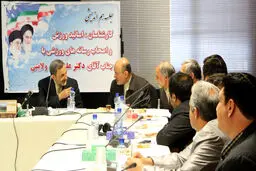 هم‌اندیشی با اصحاب رسانه‌ و کارشناسان ورزشی