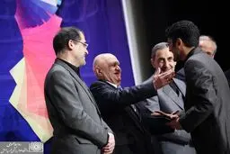 ولایتی در جشنواره پژوهشی دانشگاه علوم پزشکی شهیدبهشتی/ عکس