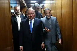 دیدار معاون نخست‌وزیر ویتنام با دکتر ولایتی/عکس