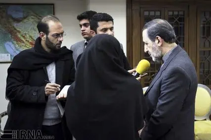 دیدار رییس جمهور سابق پاکستان با ولایتی/عکس