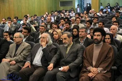 باید «طبیب وار» مشکلات فوری کشور را شناسایی و حل کرد/ با دانستن زبان بینالملل میتوان یک رئیس جمهور موفق بود