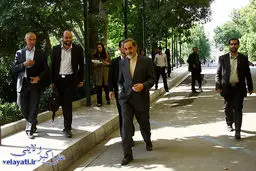 تصاویر/حاشیه‌های حضور دکتر ولایتی در دانشگاه تهران