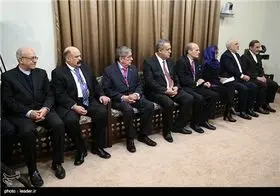 حضور دکتر ولایتی در دیدار رئیس جمهور ونزوئلا با رهبر معظم انقلاب/تصویر