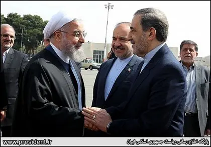 تصاویر بدرقه و استقبال از رییس جمهور در سفر پاکستان