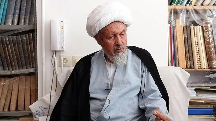 پیام تسلیت دکتر علی‌اکبر ولایتی در پی درگذشت حضرت آیت‌الله مؤمن