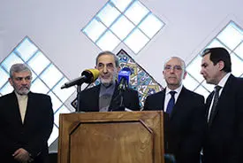 تأکید بر توسعه روابط دوجانبه و همکاری‌های بین‌المللی بین ایران و ایتالیا در دیدار دکتر ولایتی با رئیس کمیسیون سیاست خارجی و مهاجرت سنای ایتالیا