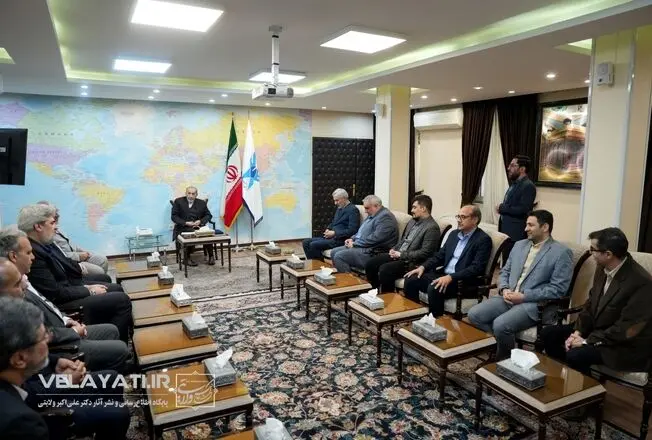 گزارش تصویری-جلسه تودیع و معارفه خزانه دار کل و دبیر کمیسیون هیئت امنای دانشگاه آزاداسلامی