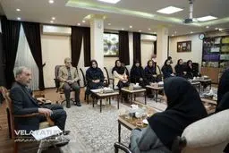 گزارش تصویری-دیدار جمعی از پرستاران با دکتر ولایتی به مناسبت روز پرستار