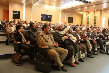 تا آخرین مرحله ایستاده ام/ هدف ما ترویج اخلاقگرایی است/ باید اعتماد را به فضای اقتصاد بازگردانیم/ 32 سال تجربه مدیریتی و بین المللی را برای اجرای سخنانم به میدان می آورم