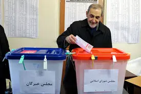 حضور مشاور مقام معظم رهبری در امور بین الملل  در محل رای‌گیری انتخابات