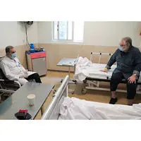 عيادت دکتر ولایتی و بررسی روند درمانی دکتر نادر طالب زاده