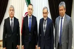 دیدار دکتر ولایتی با  رئیس شورای امنیت ملی قرقیزستان