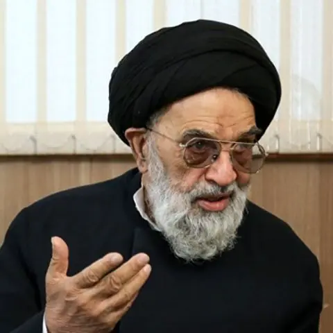 پیام تسلیت دکتر ولایتی در پی درگذشت آیت الله سید احمد واحدی جهرمی