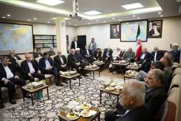 دیدار جمعی از دیپلماتهای وزارت امورخارجه با دکتر ولایتی