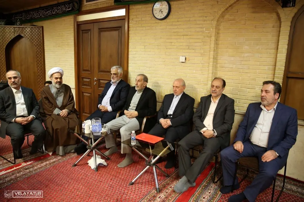 برگزاری نخستین جلسه بنیاد نیکوکاری دانشگاه آزاد اسلامی با حضور دکتر ولایتی و دکتر طهرانچی
