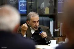 دیدار پیشکسوتان وزارت امور خارجه با دکتر ولایتی