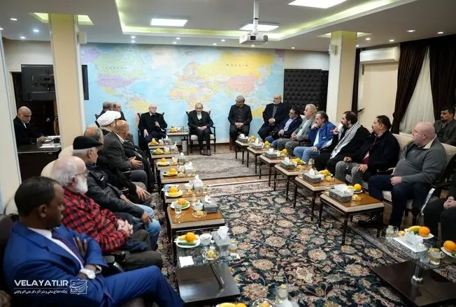 گزارش تصویری-دیدار جمعی از شخصیت‌ها و نخبگان برجسته مجمع جهانی حامیان مقاومت با دکتر علی اکبر ولایتی