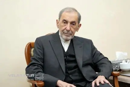 خطای دشمن نادیده گرفتن نقش بی بدیل رهبری بود!